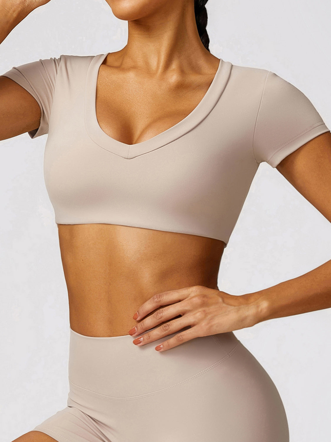 “The Fit Chic” Scoop Neck Short Sleeve Cropped Active T-Shirt