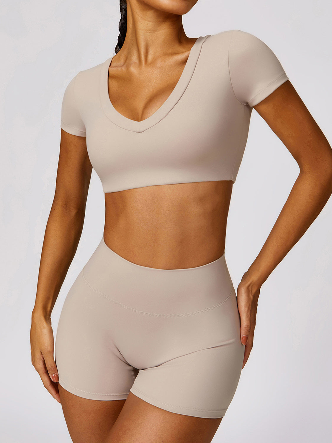 “The Fit Chic” Scoop Neck Short Sleeve Cropped Active T-Shirt