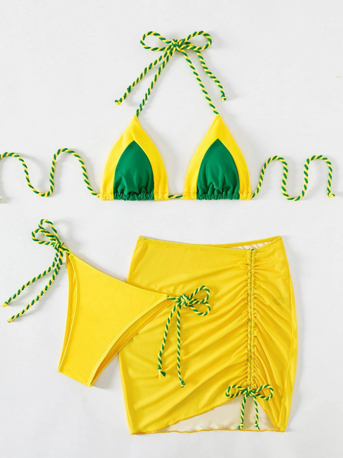 “The Souvenir” Contrast Tied Three-Piece Swim Set