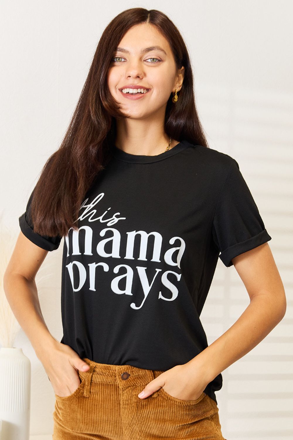 “The THIS MAMA PRAYS” Graphic T-Shirt