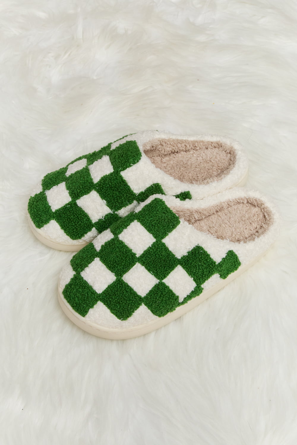 “The Checkered Foot” Print Plush Slide Slippers