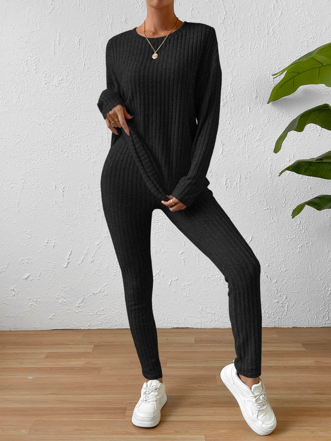 “The Empire” Ribbed Round Neck Top and Pants Set