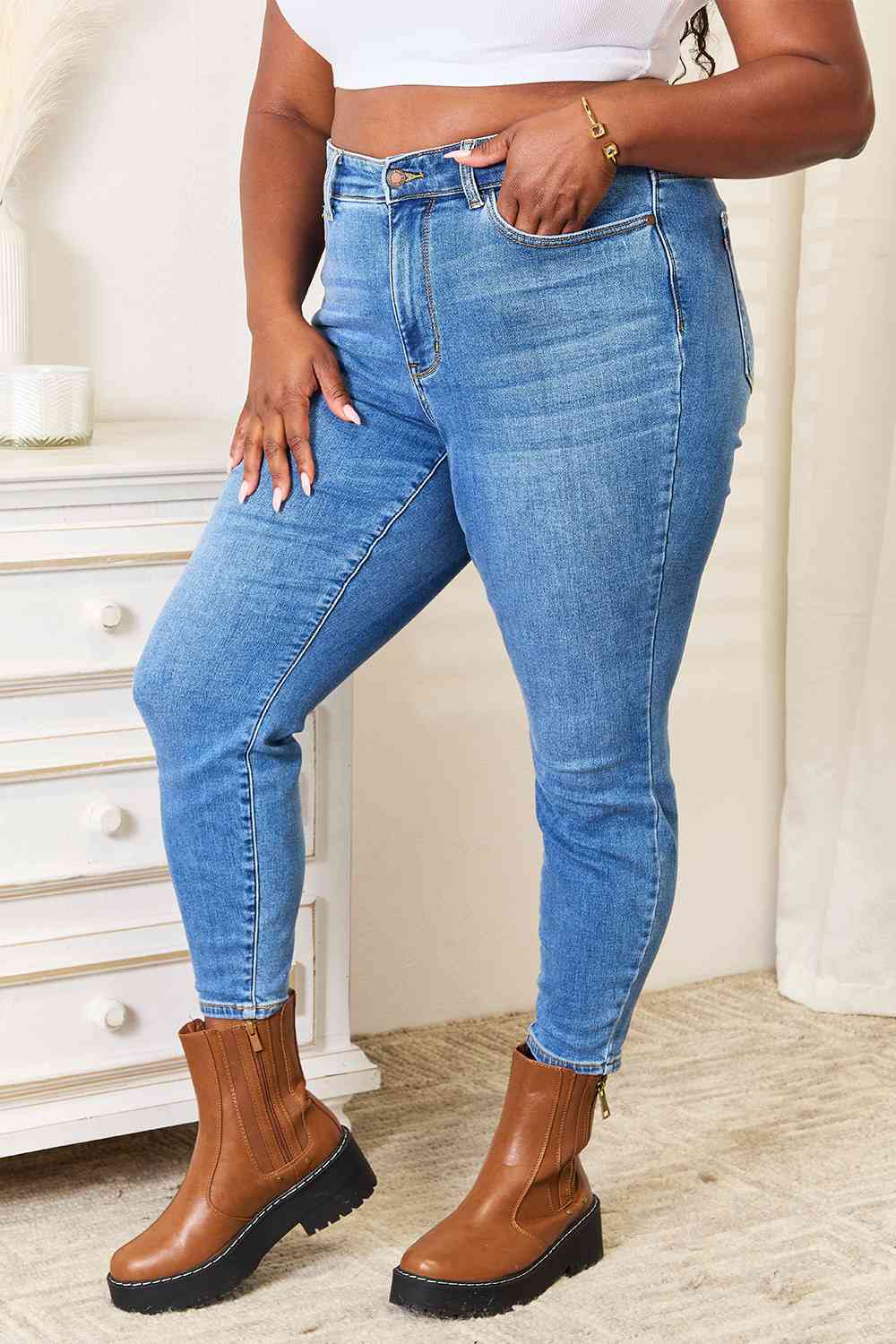 “The Thicque Chic” Full Size High Waist Skinny Jeans