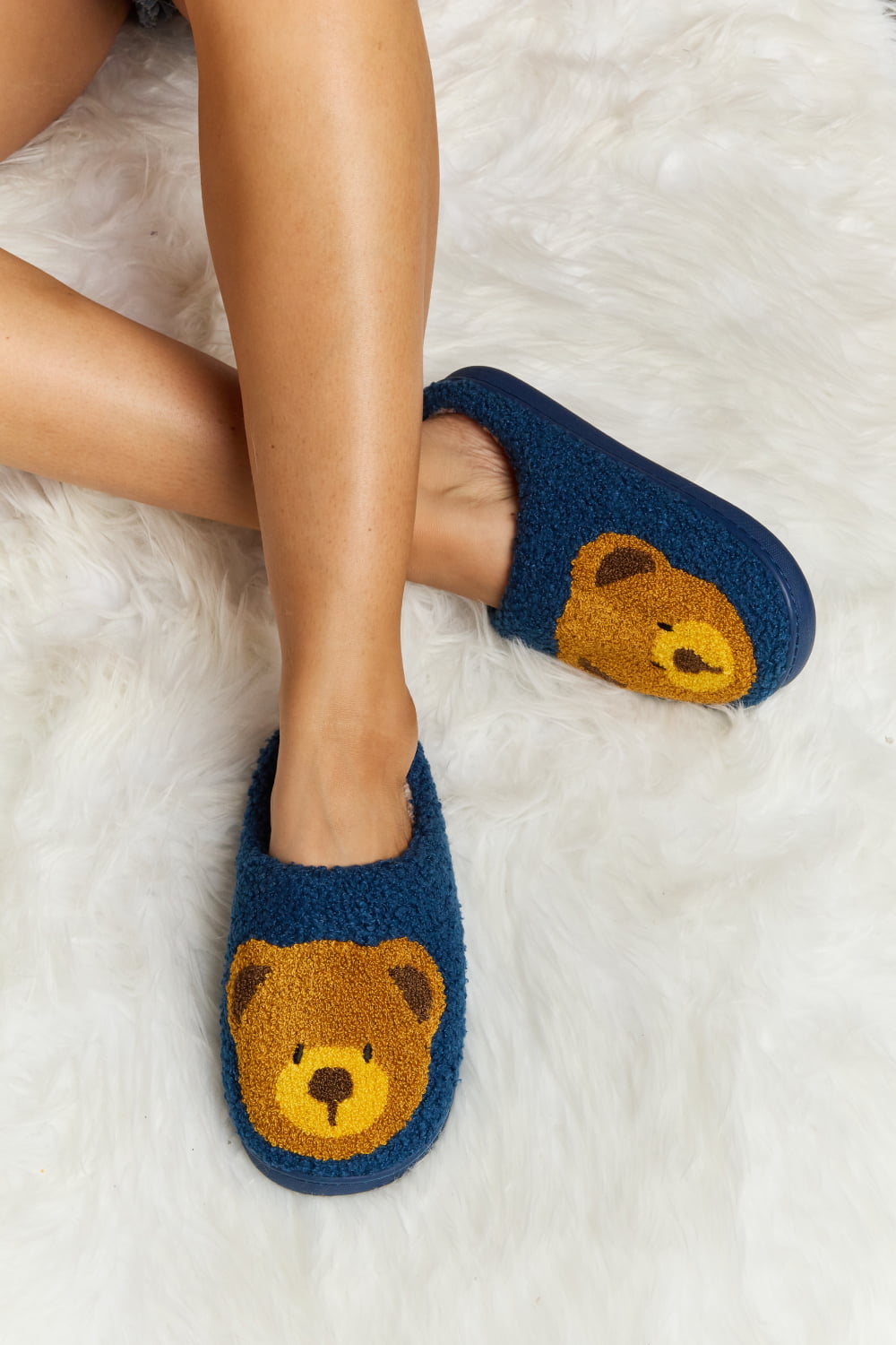 “The Teddy Bear” Print Plush Slide Slippers