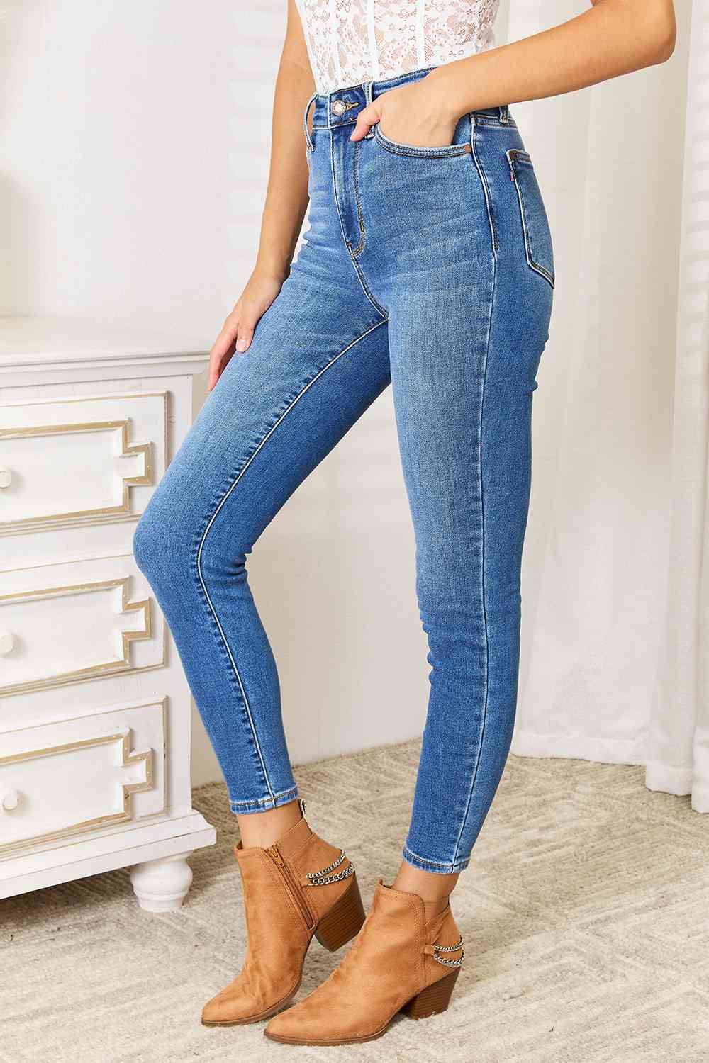 “The Thicque Chic” Full Size High Waist Skinny Jeans