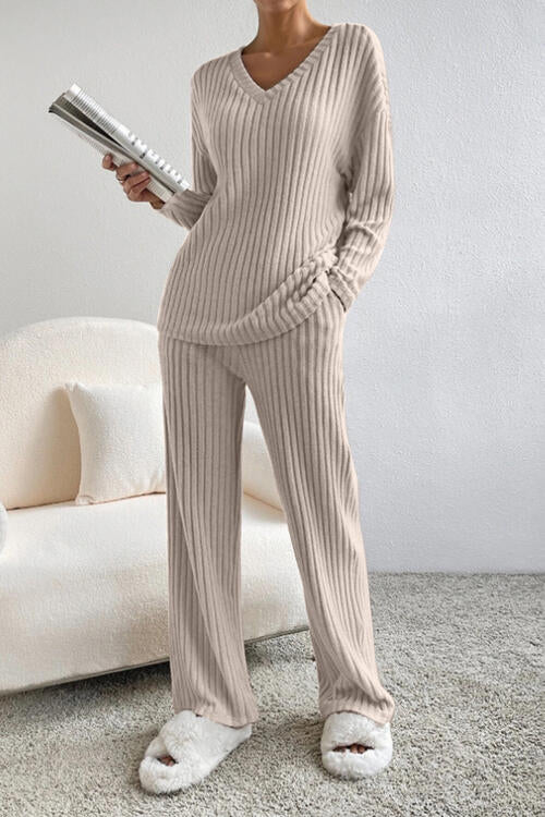 “The Freeda” Ribbed V-Neck Top and Pants Set