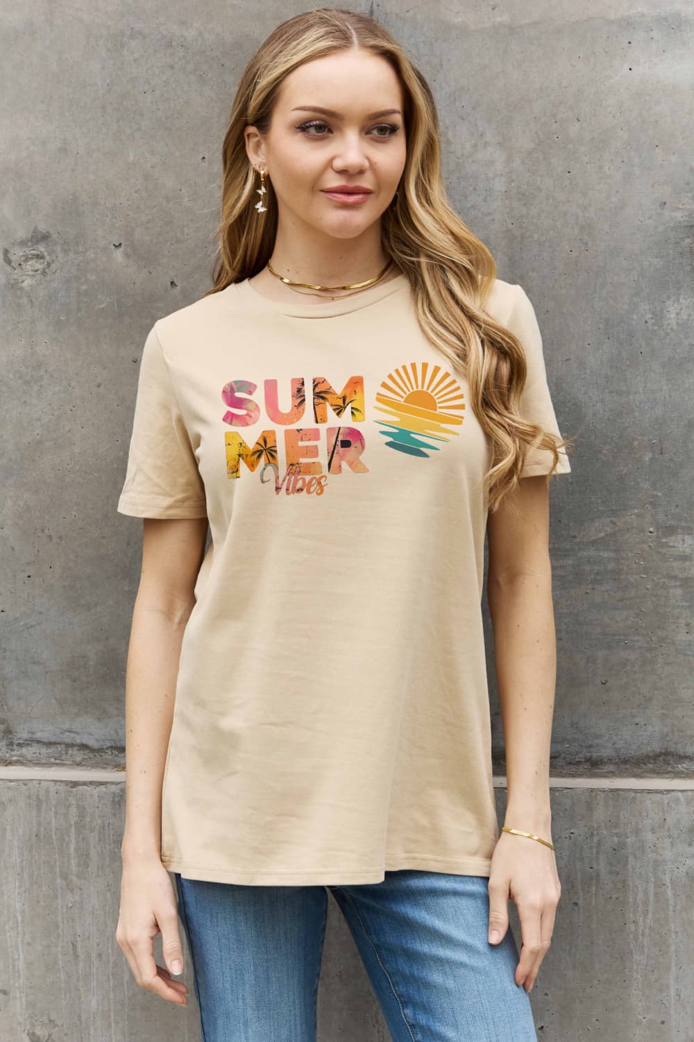 “The Summer Vibes” Full Size SUMMER VIBES Graphic Cotton Tee