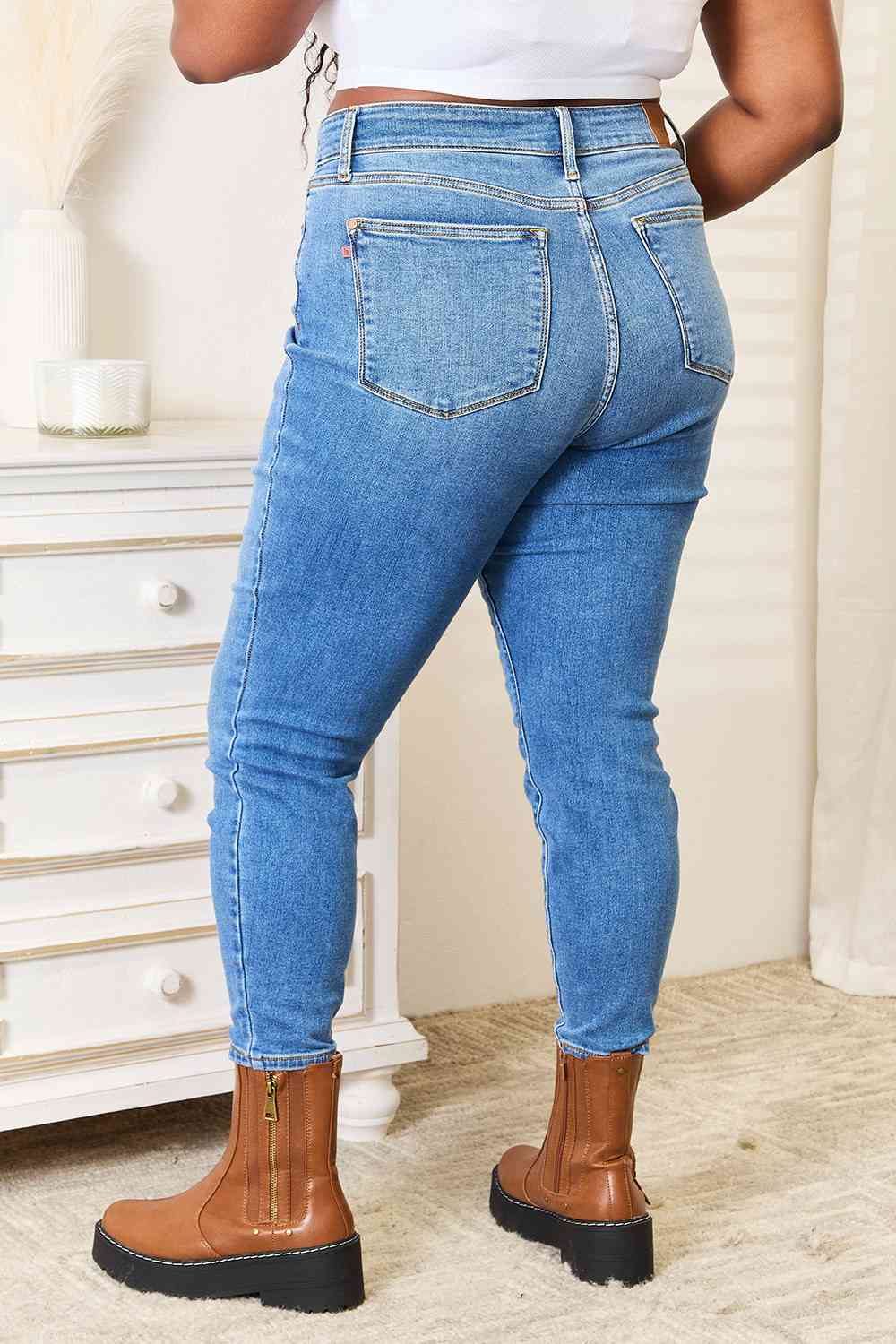 “The Thicque Chic” Full Size High Waist Skinny Jeans