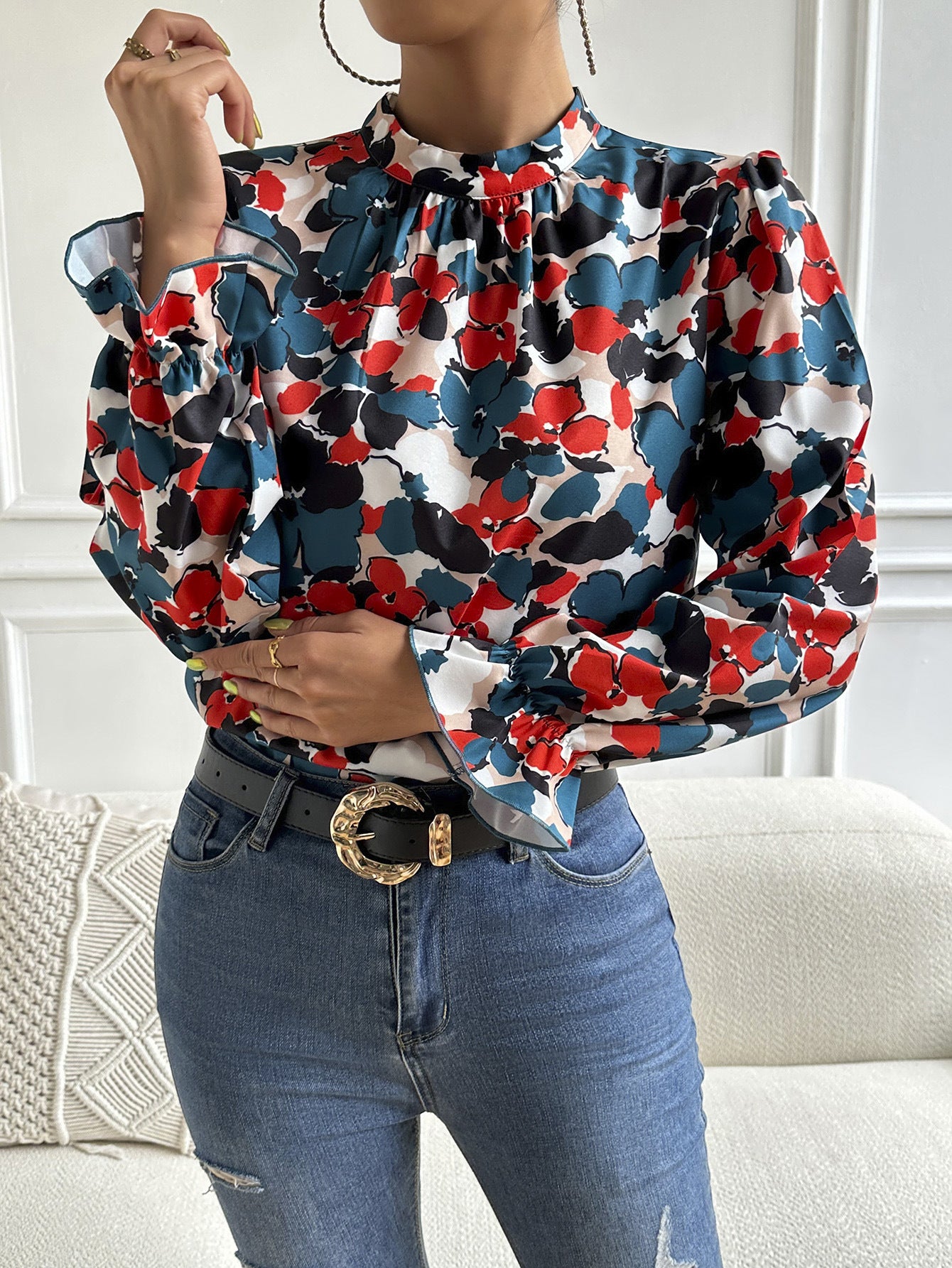 “The Art Showing” Floral Mock Neck Long Flounce Sleeve Blouse