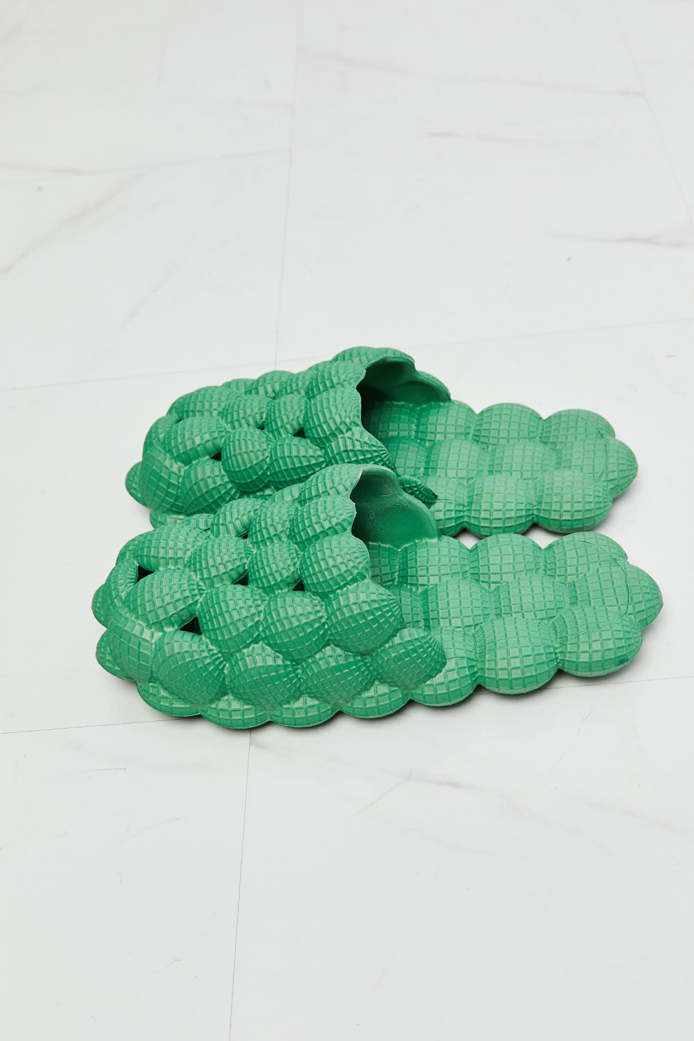 “The Laid Back” Bubble Slides in Green