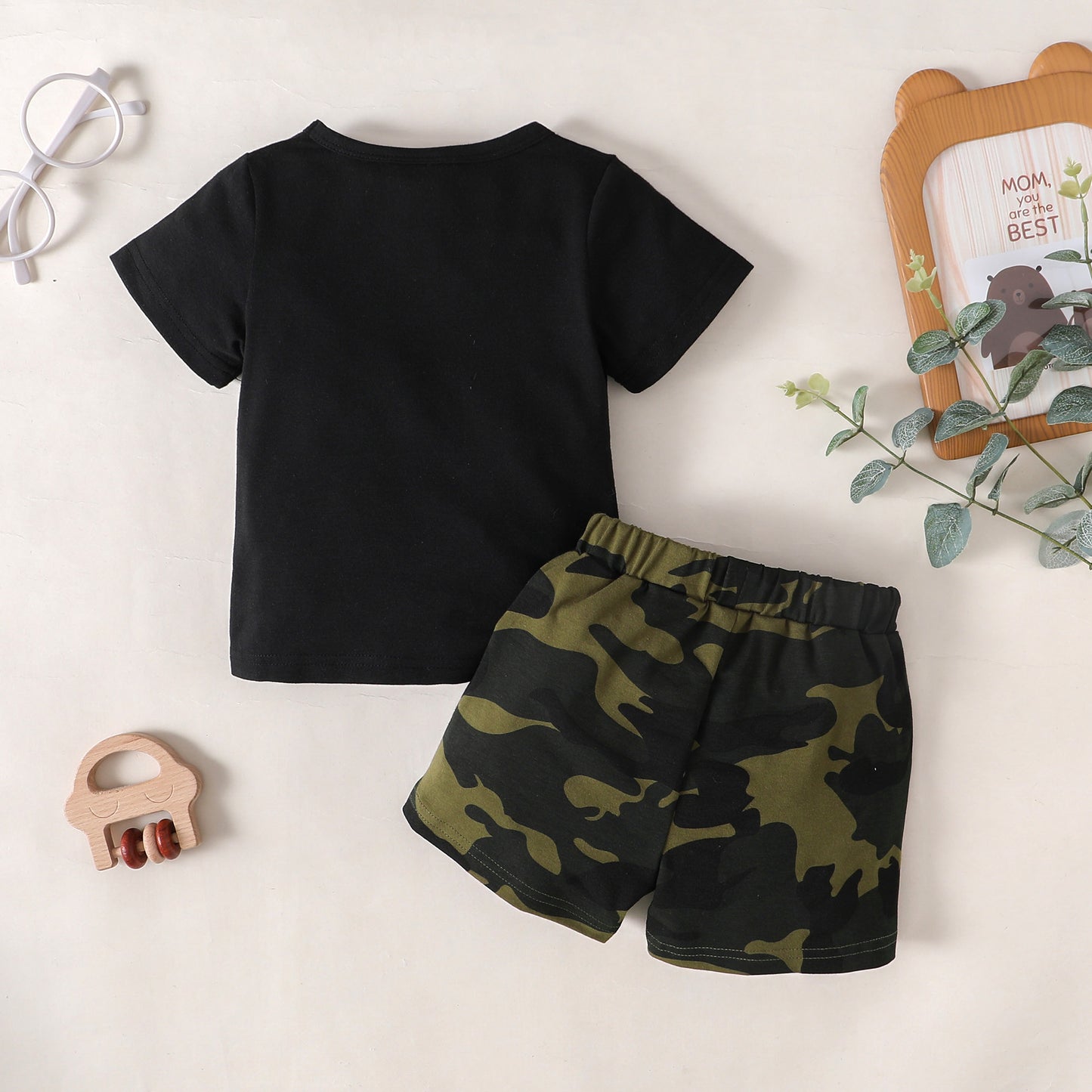 “Brickie Boys:MAMA'S BOY” Graphic T-Shirt and Camouflage Shorts Set